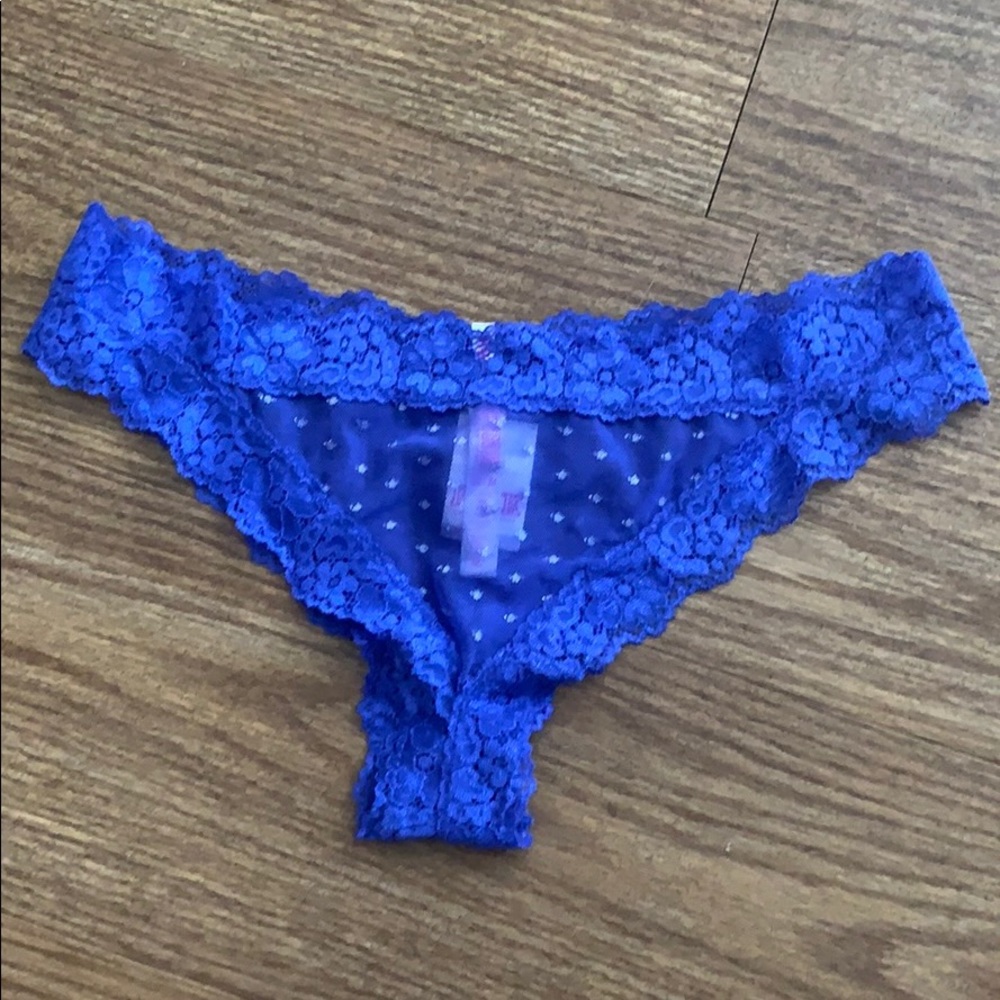VIctorias Secret Extra Low Rise Thong
